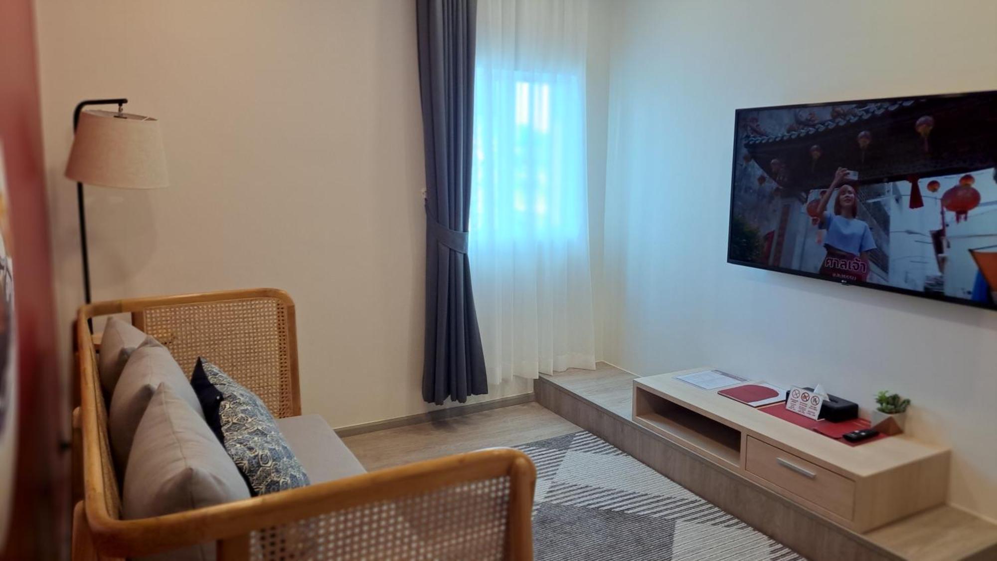 Hotel Midtown Ratsada Phuket Værelse billede